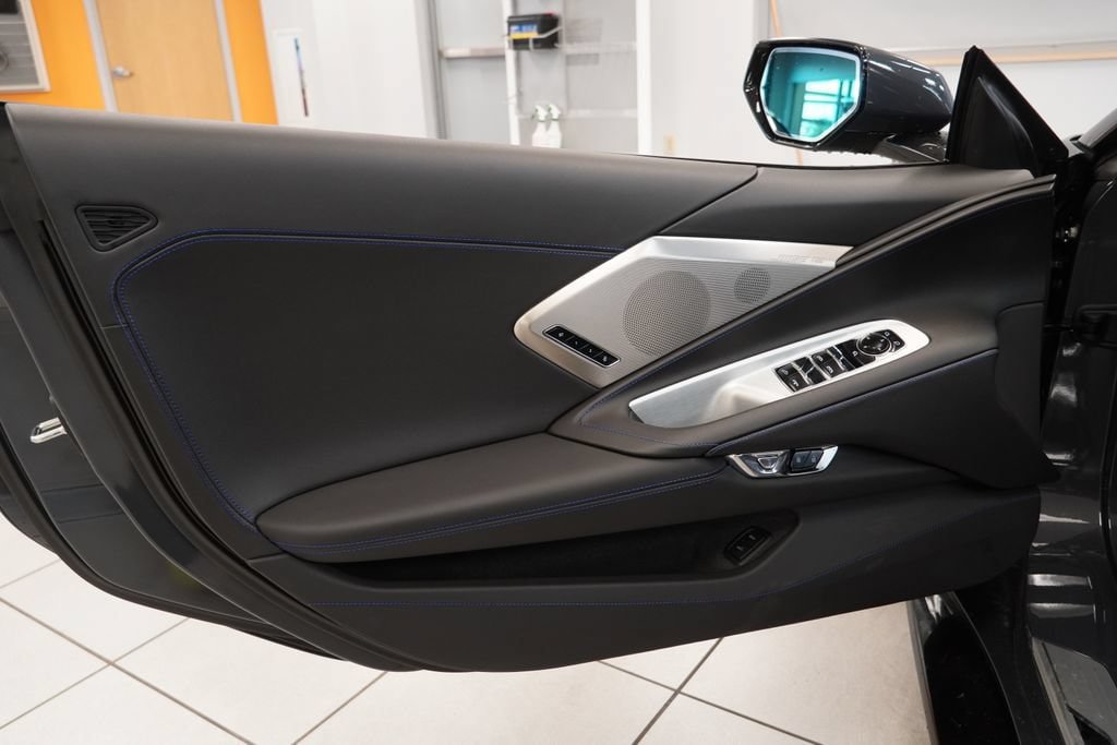 New 2027 Chevrolet Corvette Grand Sport w/ Z52 Sport Performance Package RWD image 17