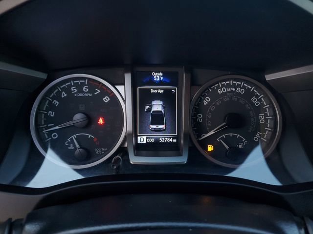 Used 2022 Toyota Tacoma SR5 w/ Technology Package image 30