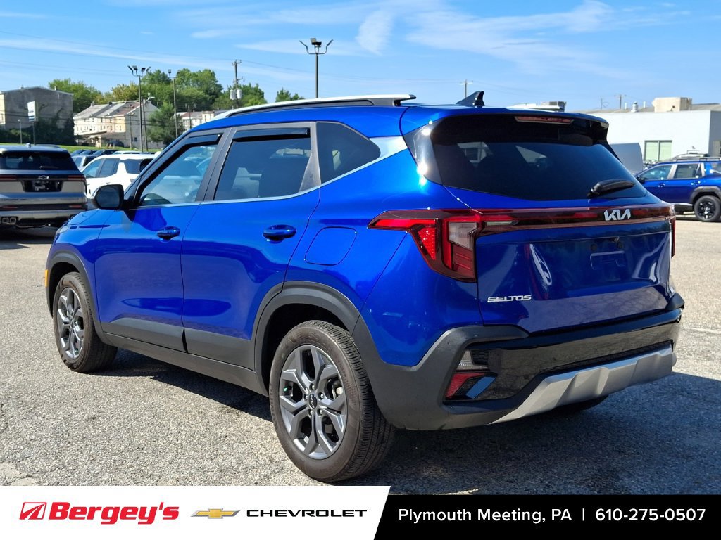 Used 2024 Kia Seltos S AWD/4WD image 5