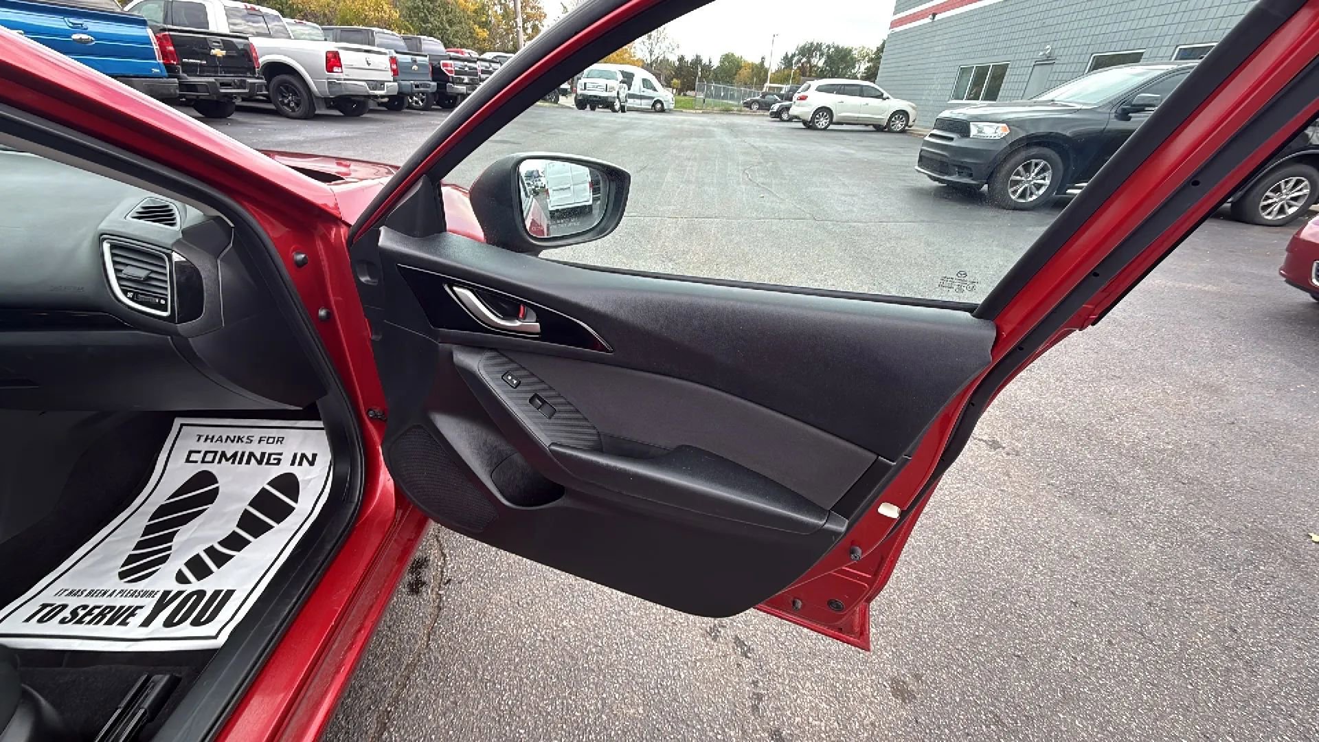 Used 2014 MAZDA MAZDA3 i Sport image 16