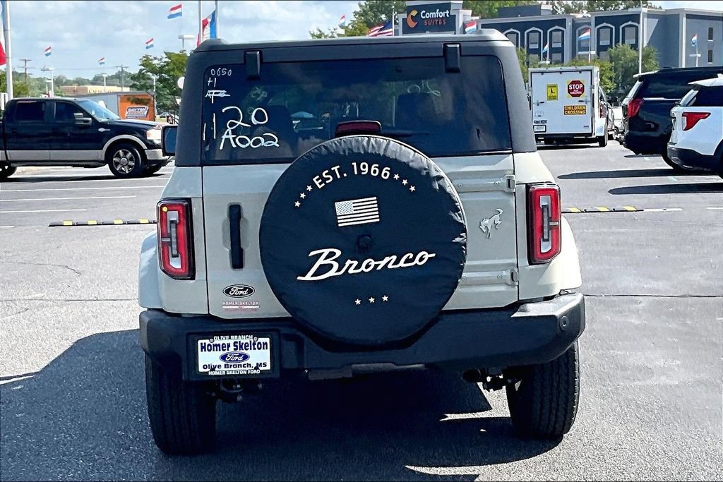 New 2026 Ford Bronco Outer Banks AWD/4WD image 4