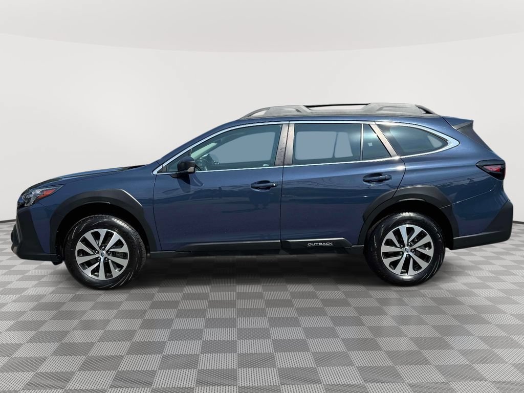Used 2024 Subaru Outback AWD/4WD image 5