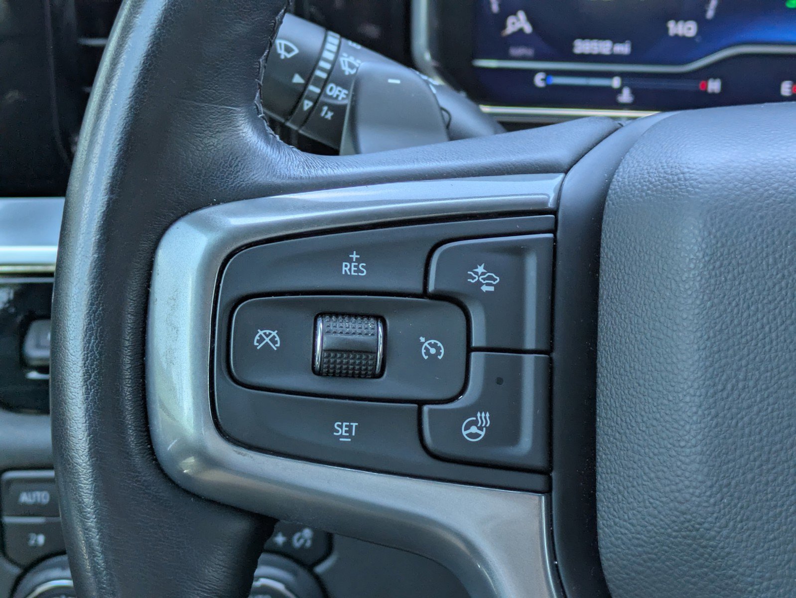 Used 2022 Chevrolet Silverado 1500 LTZ w/ Technology Package AWD/4WD image 22