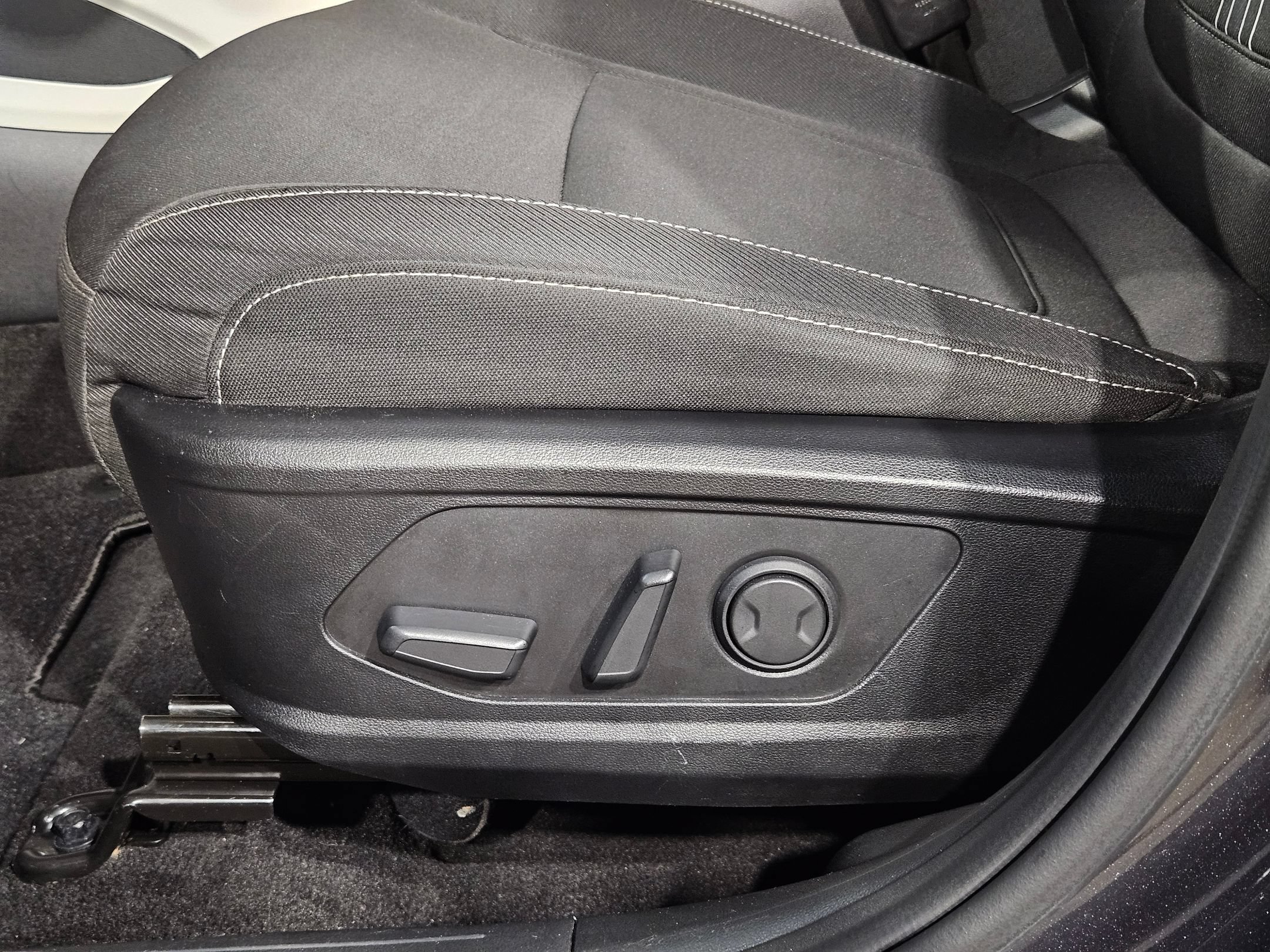 Used 2023 Hyundai Tucson SEL FWD image 23