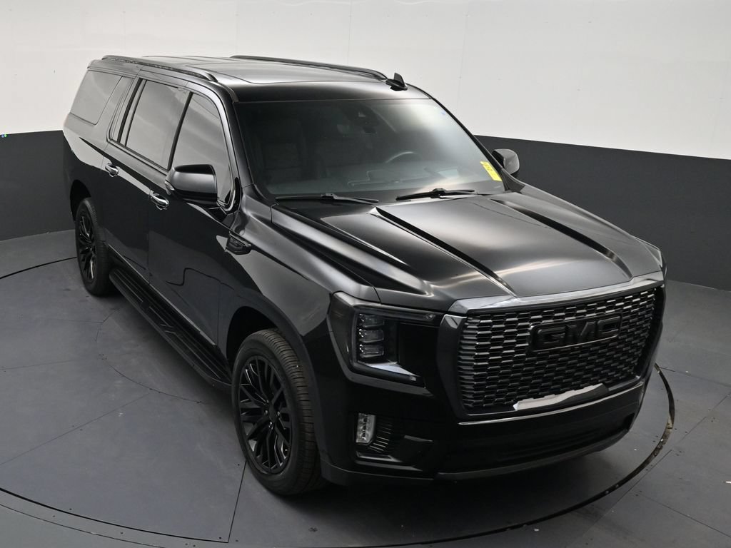 Used 2023 GMC Yukon XL Denali w/ Advanced Technology Package RWD image 18