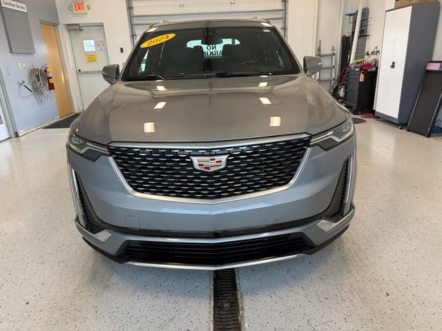 Used 2024 Cadillac XT6 Premium Luxury w/ LPO, Floor Liner Package AWD/4WD image 5