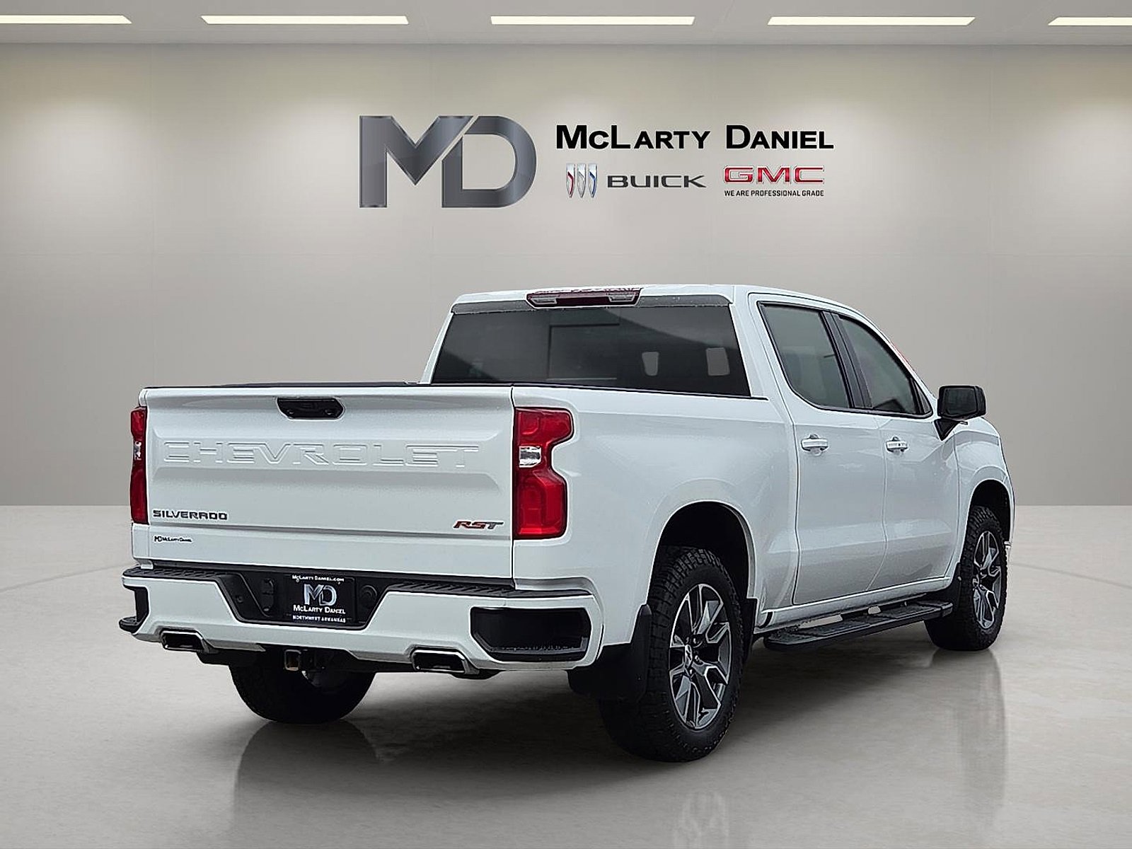 Used 2024 Chevrolet Silverado 1500 RST image 5