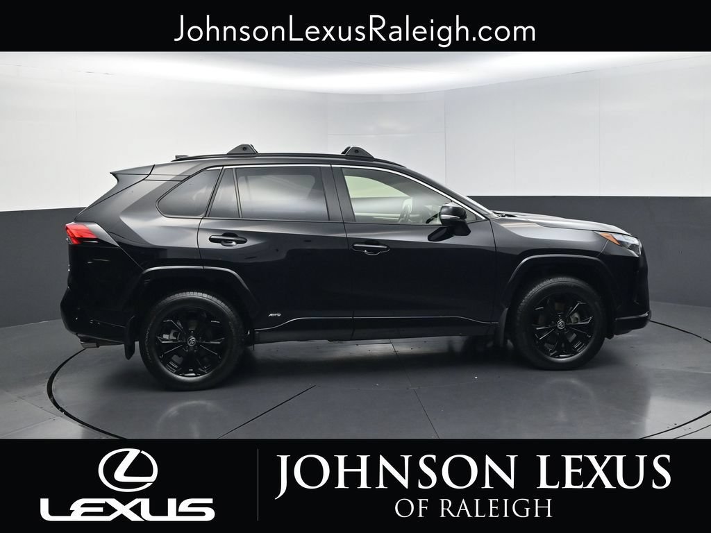 Used 2023 Toyota RAV4 SE w/ Convenience Package AWD/4WD image 6