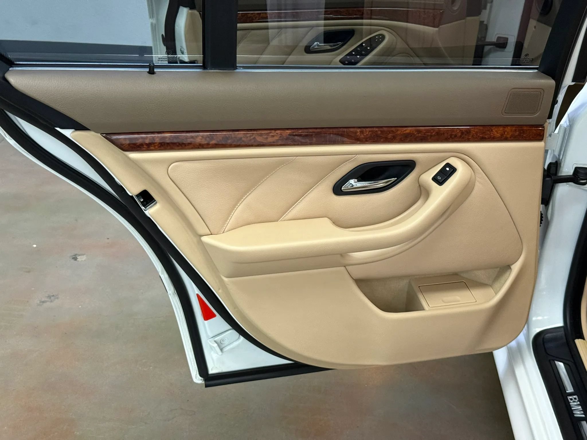 Used 2000 BMW 528i Sedan RWD image 25