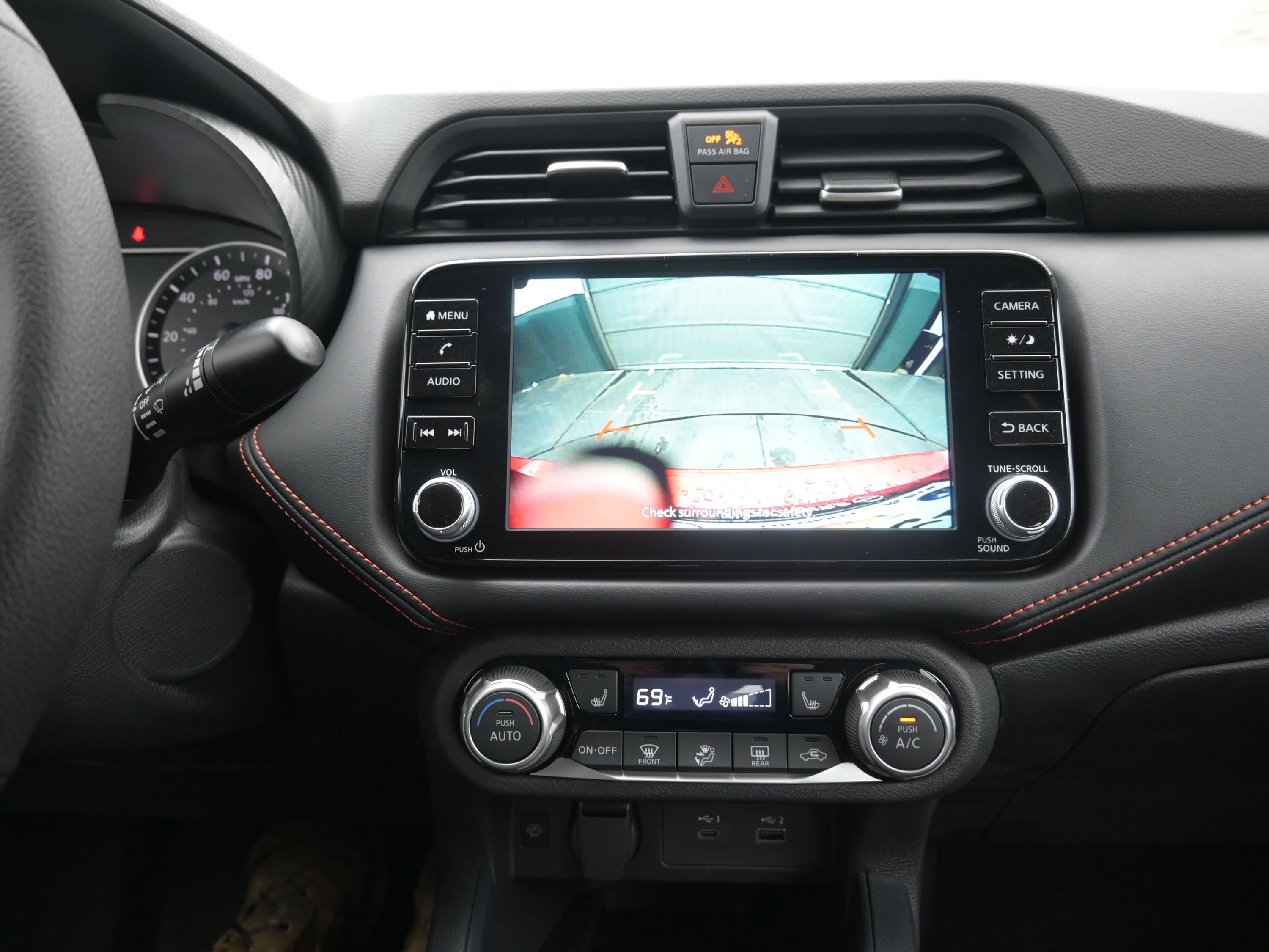 New 2025 Nissan Versa SR image 16