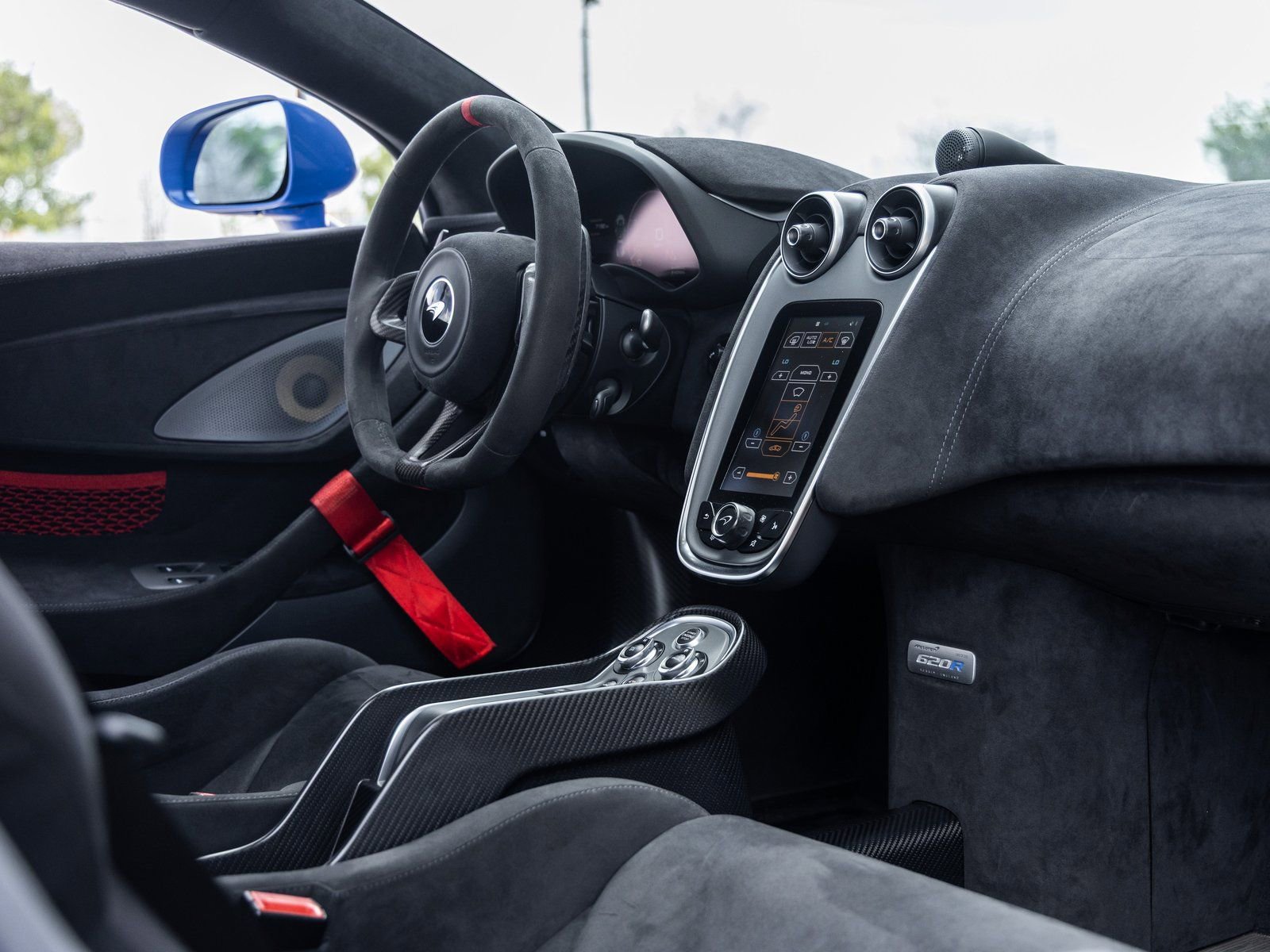 Used 2020 McLaren 620R image 56