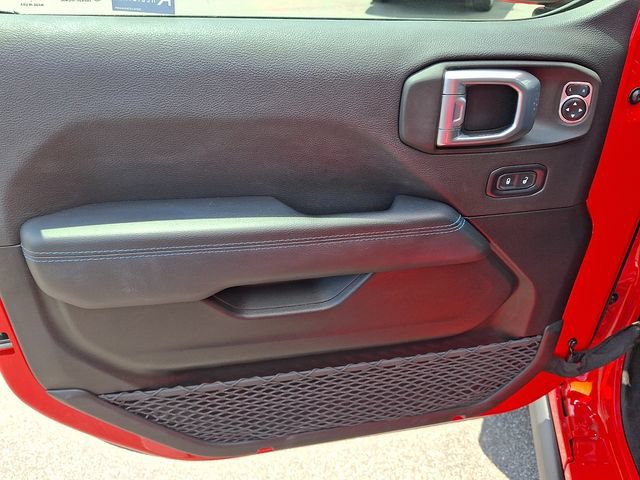 Used 2021 Jeep Wrangler Unlimited Rubicon 4xe w/ Cold Weather Group AWD/4WD image 10