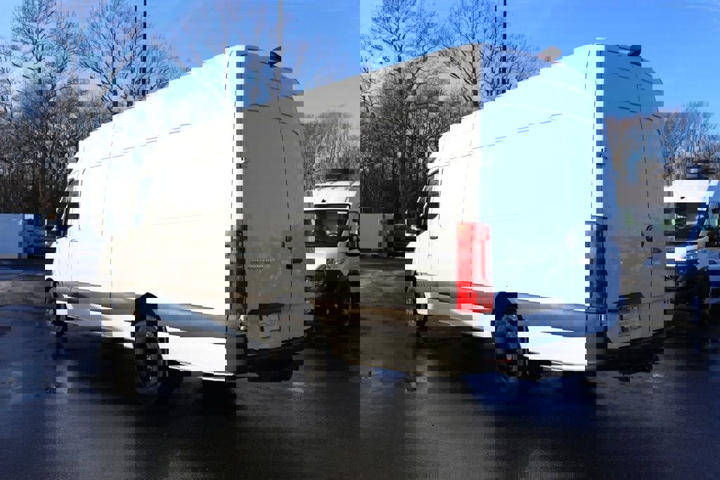 Used 2023 Mercedes-Benz Sprinter 4500 w/ Acoustic Package image 3