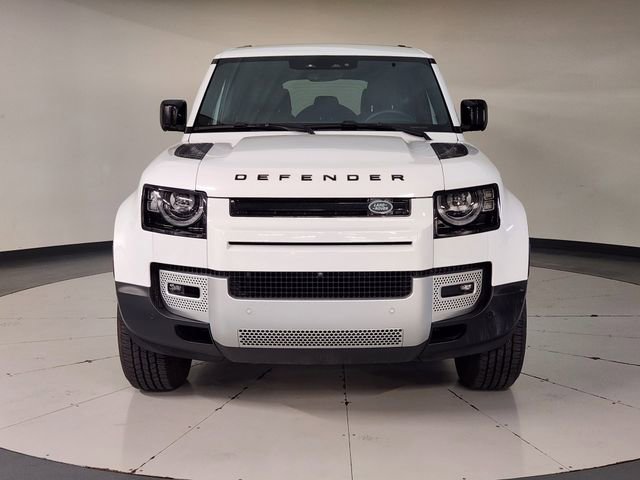 Used 2025 Land Rover Defender 110 S image 9