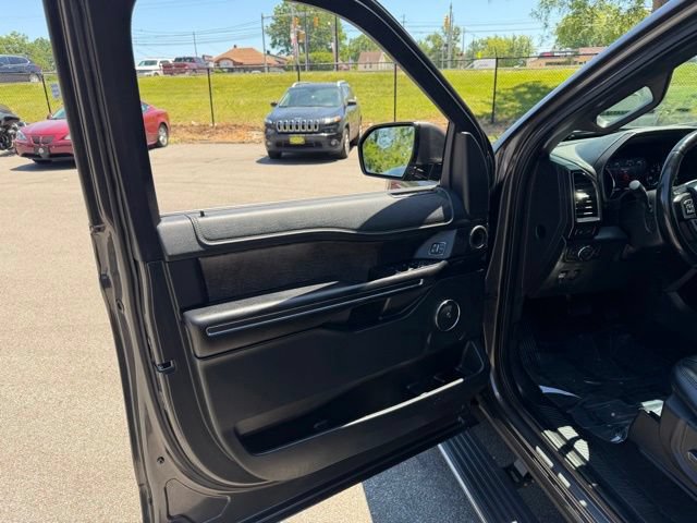 Used 2019 Ford Expedition Max Limited AWD/4WD image 12