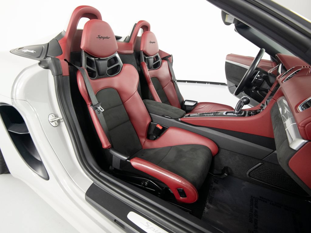 Certified 2021 Porsche 718 Boxster Spyder RWD image 39
