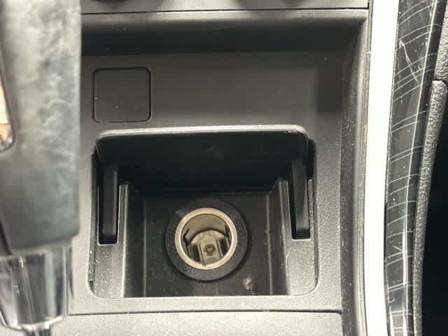 Used 2009 MAZDA MAZDA6 i Touring w/ Moonroof & Bose Pkg FWD image 24