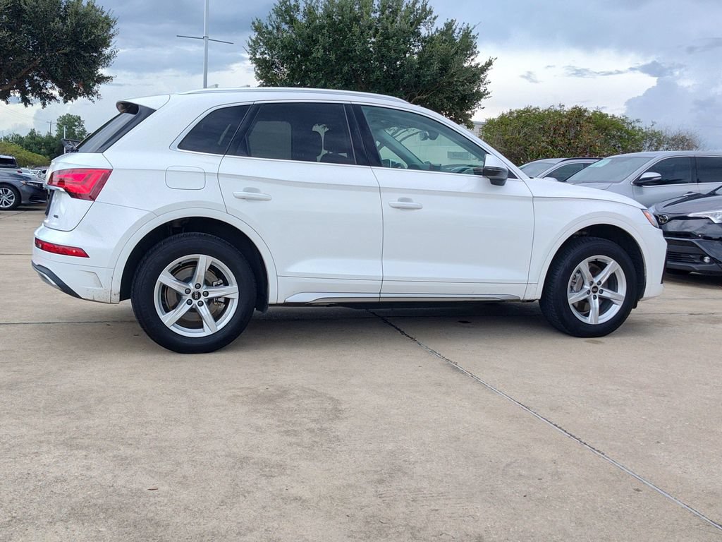 Used 2023 Audi Q5 2.0T Premium w/ Convenience Package AWD/4WD image 12