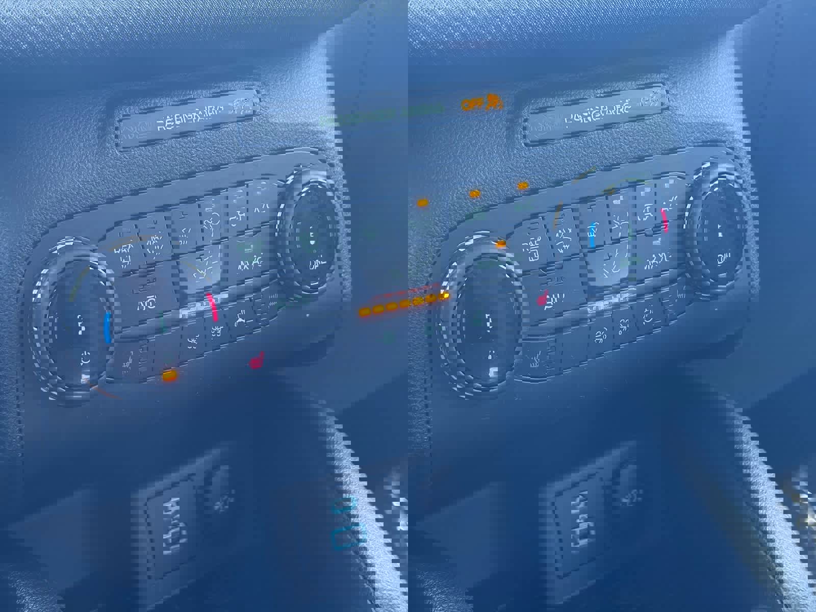 Used 2022 Ford Bronco Sport Outer Banks w/ Tech Package image 25