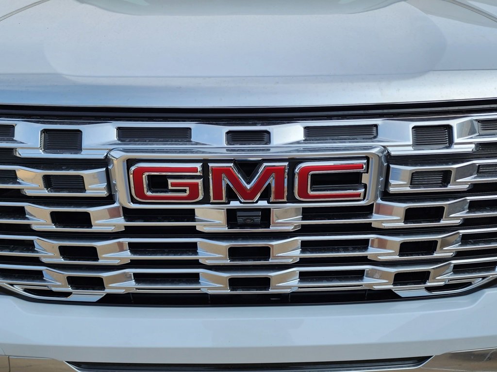New 2026 GMC Terrain Denali image 10