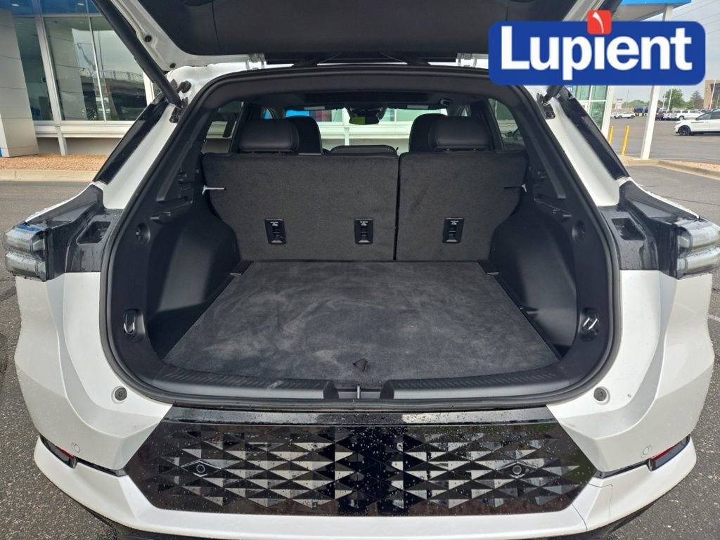 Used 2024 Chevrolet Equinox EV RS w/ Active Safety Package 3 FWD image 15