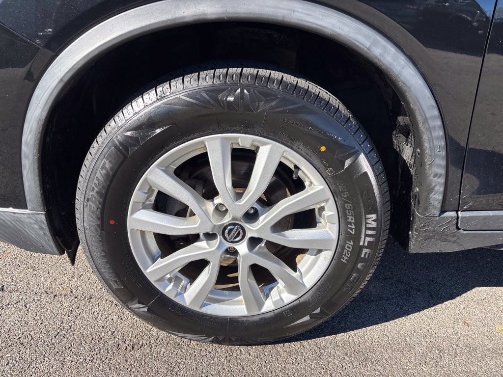 Used 2019 Nissan Rogue SV AWD/4WD image 12