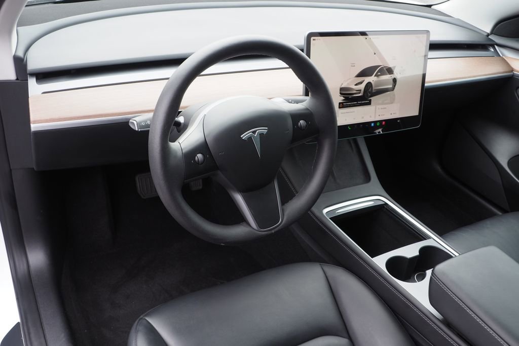 Used 2023 Tesla Model 3 Standard Range image 12