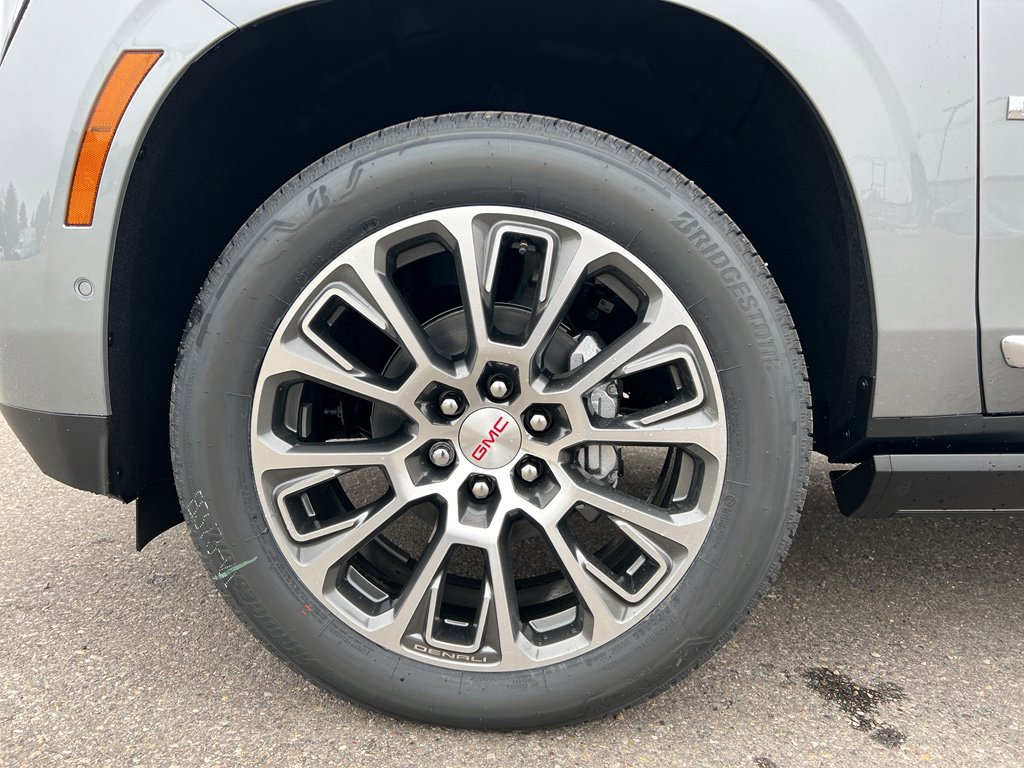New 2026 GMC Yukon Denali image 13