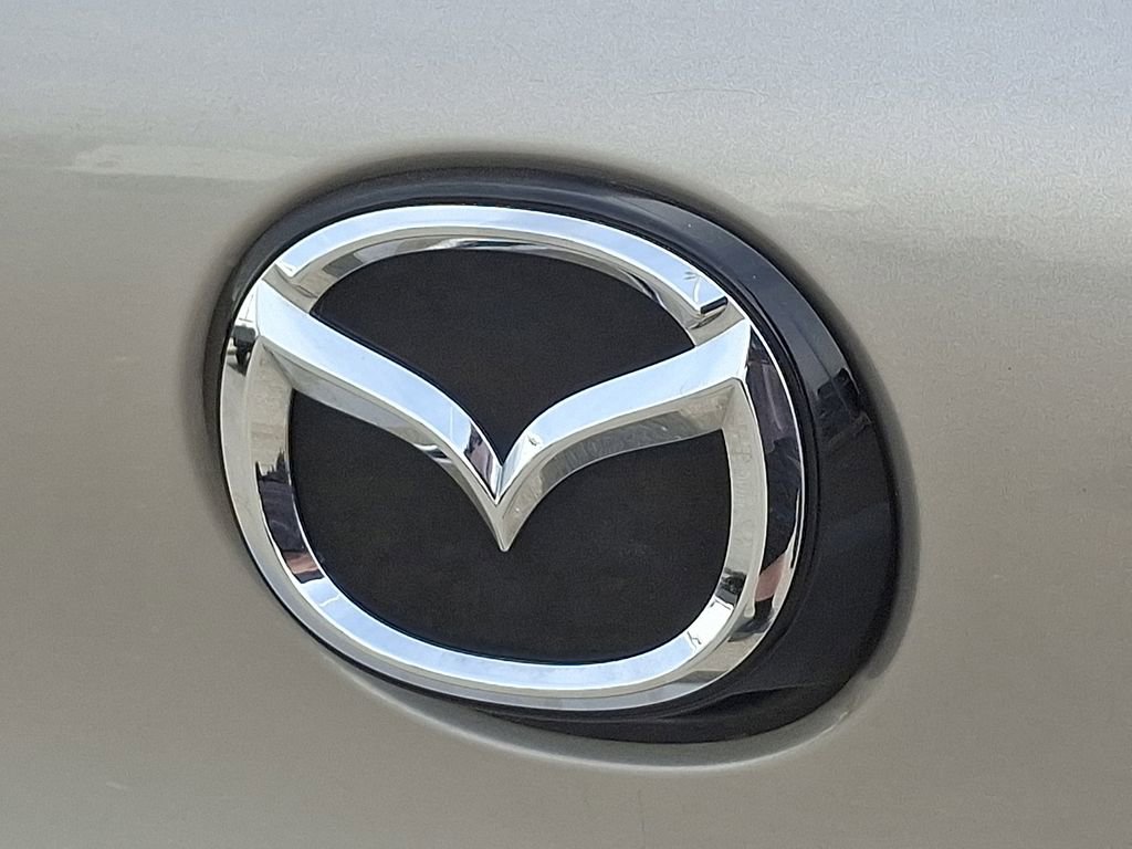 Used 2024 MAZDA MAZDA3 s FWD image 33