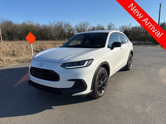 Used 2025 Honda HR-V Sport image 7