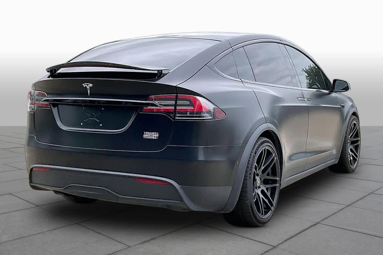 Used 2022 Tesla Model X Plaid AWD/4WD image 12