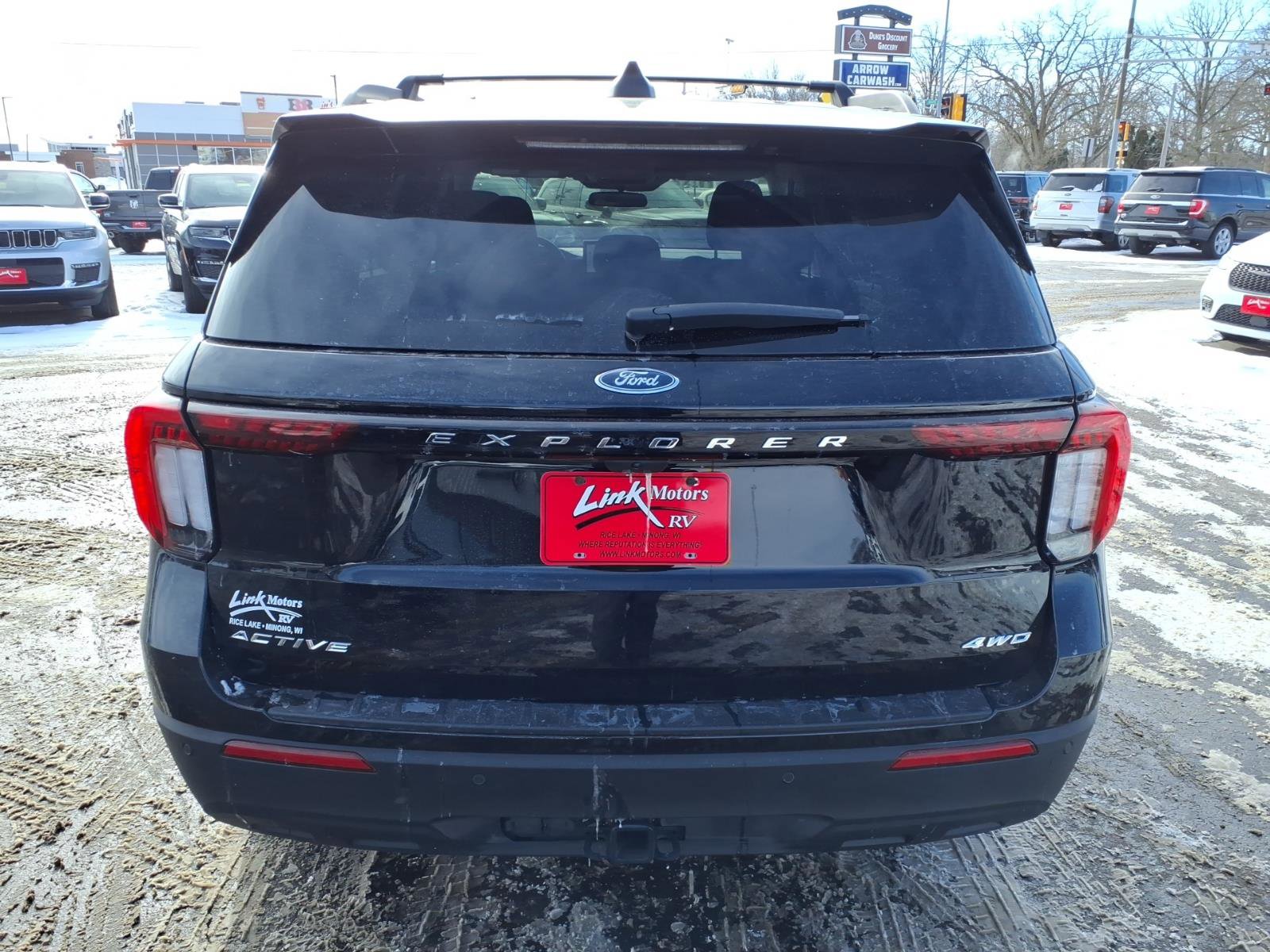 Used 2025 Ford Explorer Active image 5