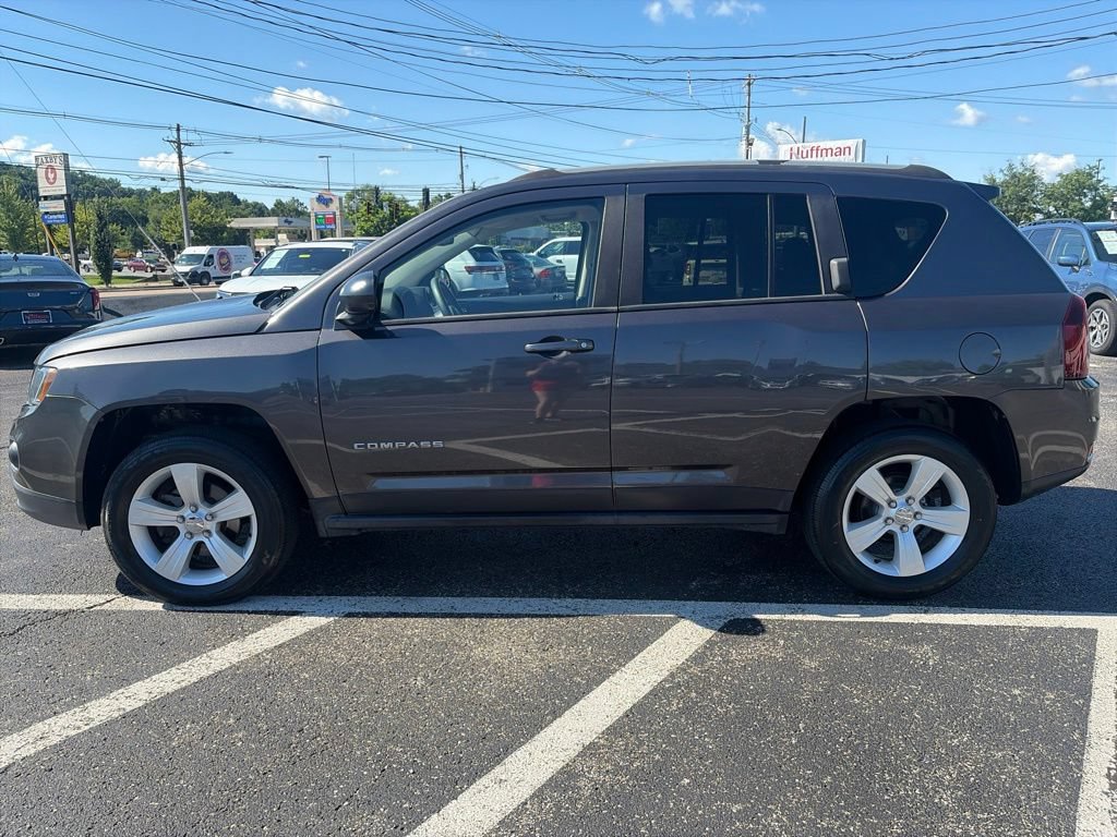 Used 2015 Jeep Compass Sport w/ Power Value Group AWD/4WD image 4