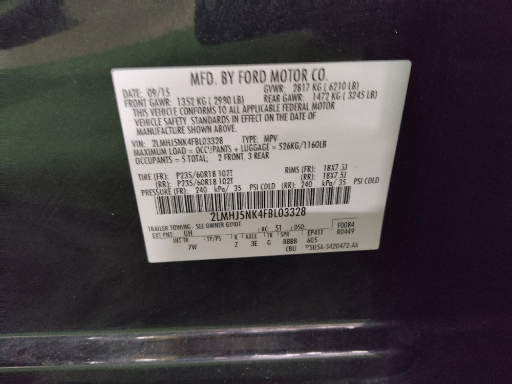 Used 2015 Lincoln MKT AWD image 33