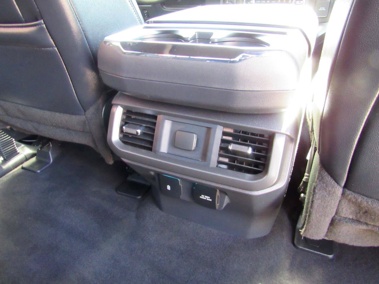 Used 2024 Ford F150 Lariat AWD/4WD image 40
