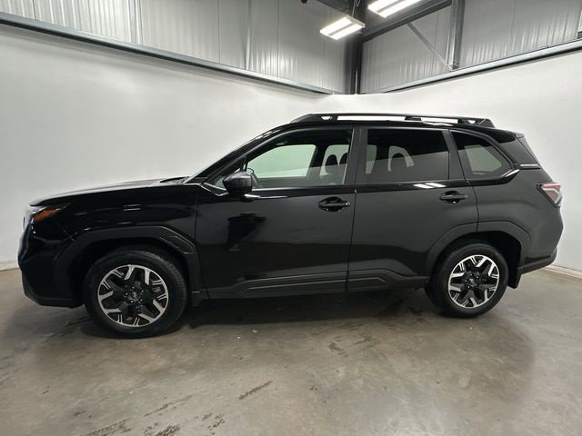 Certified 2025 Subaru Forester Premium image 2