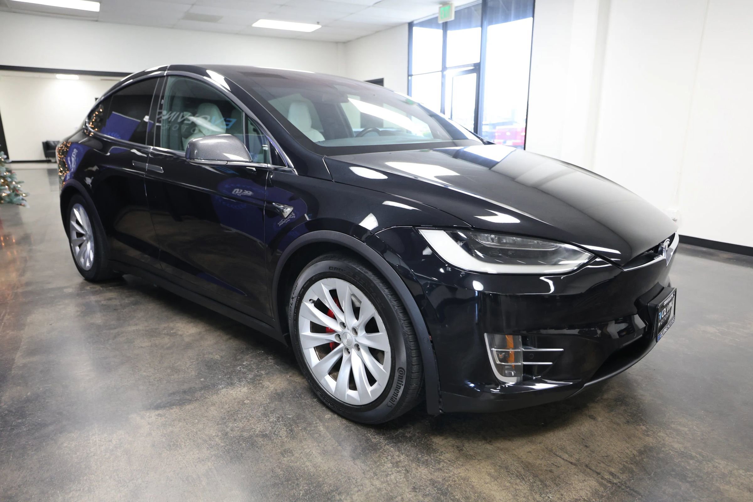 Used 2018 Tesla Model X P100D image 6