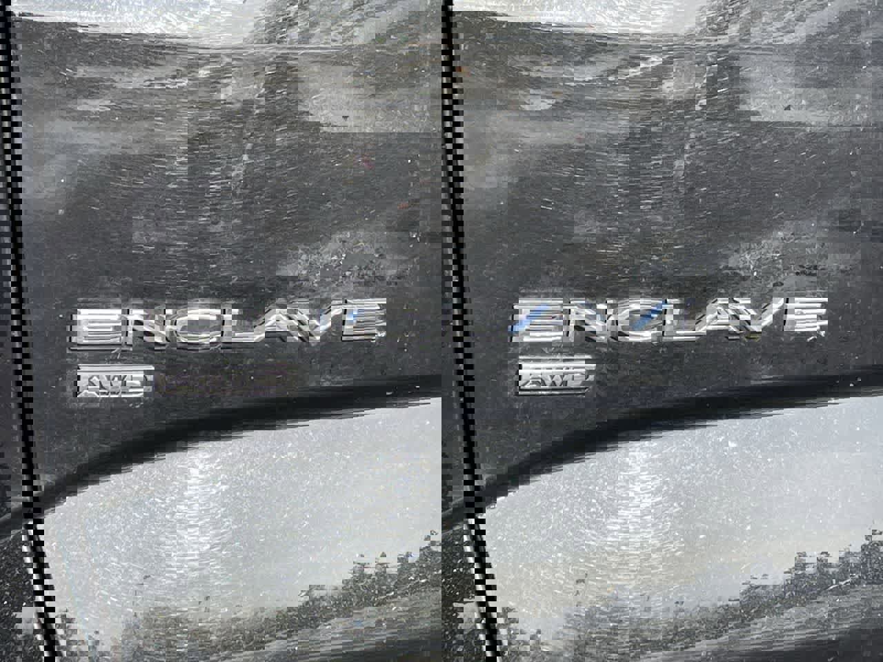 Used 2023 Buick Enclave Essence image 39