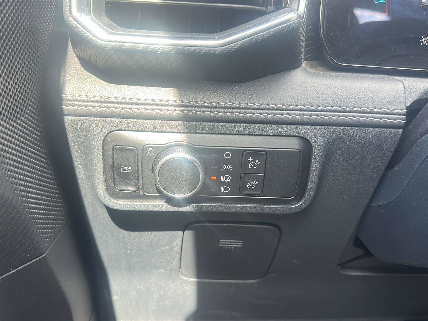 Used 2024 Ford Mustang Premium RWD image 18