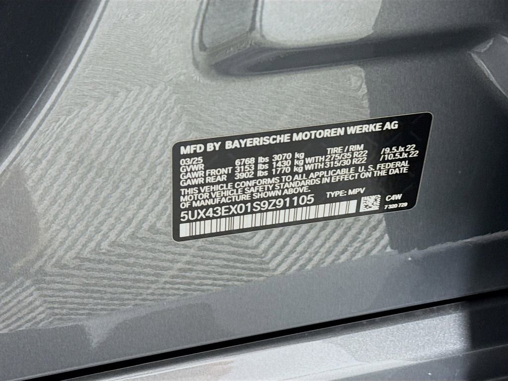 Used 2025 BMW X6 M60i AWD/4WD image 31