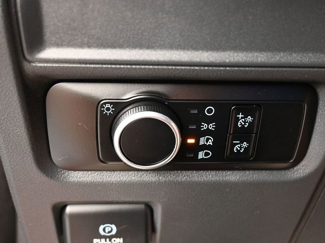 Used 2024 Ford Expedition XLT image 23