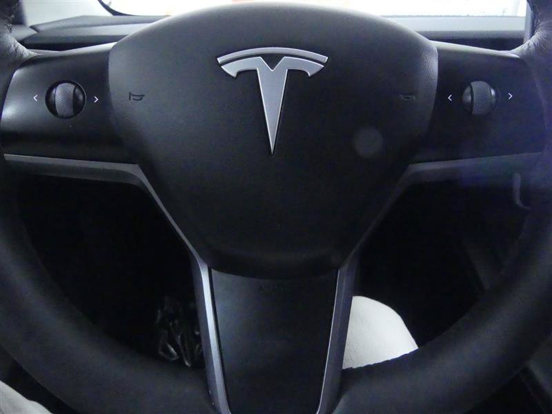 Used 2023 Tesla Model 3 Standard Range RWD image 11