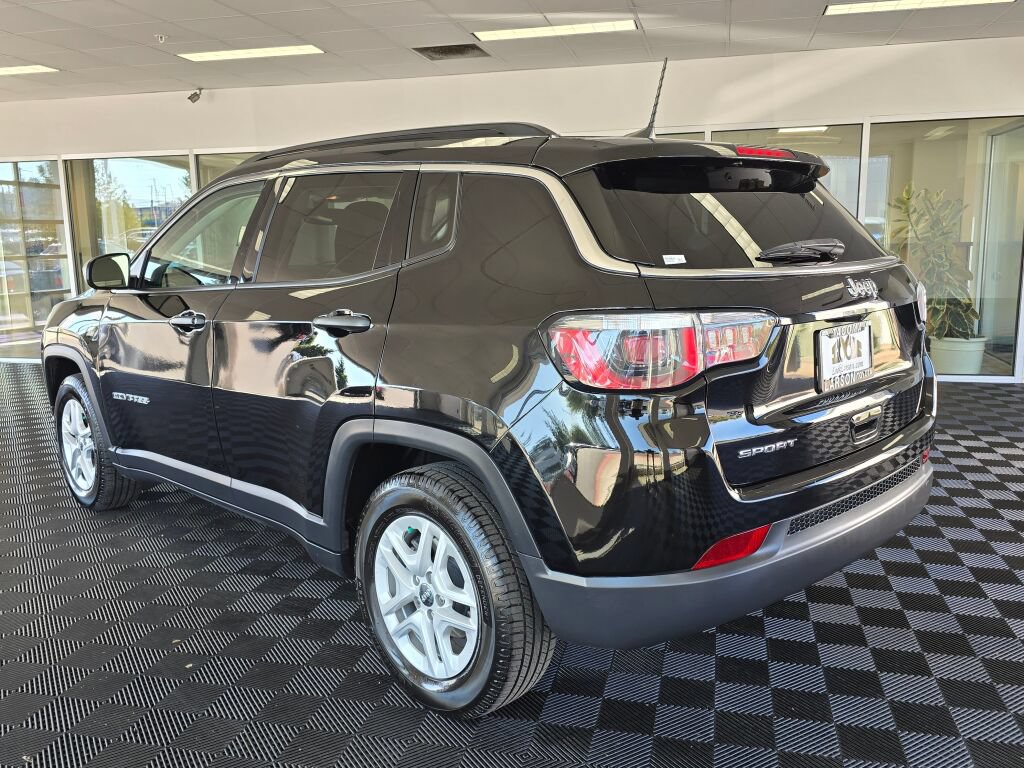 Used 2020 Jeep Compass Sport FWD image 4