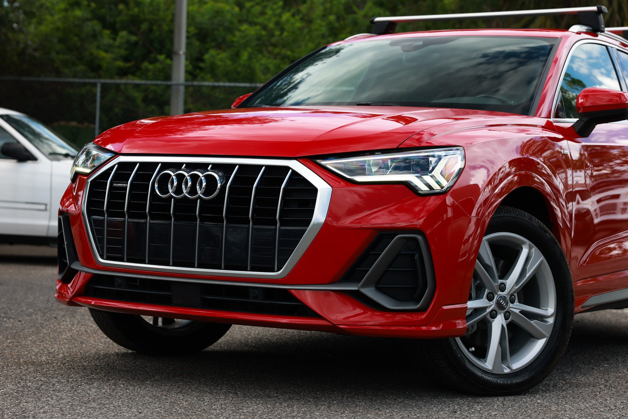 Used 2020 Audi Q3 2.0T Premium Plus w/ Premium Plus Package AWD/4WD image 29