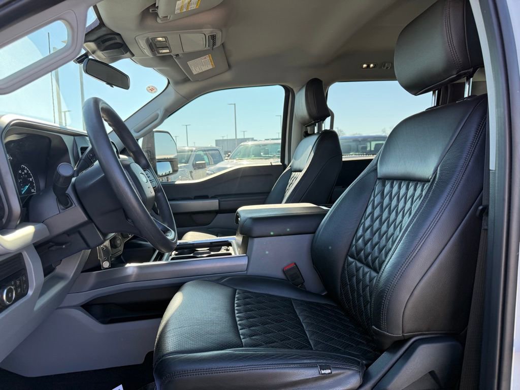 Used 2025 Ford F450 XLT image 5