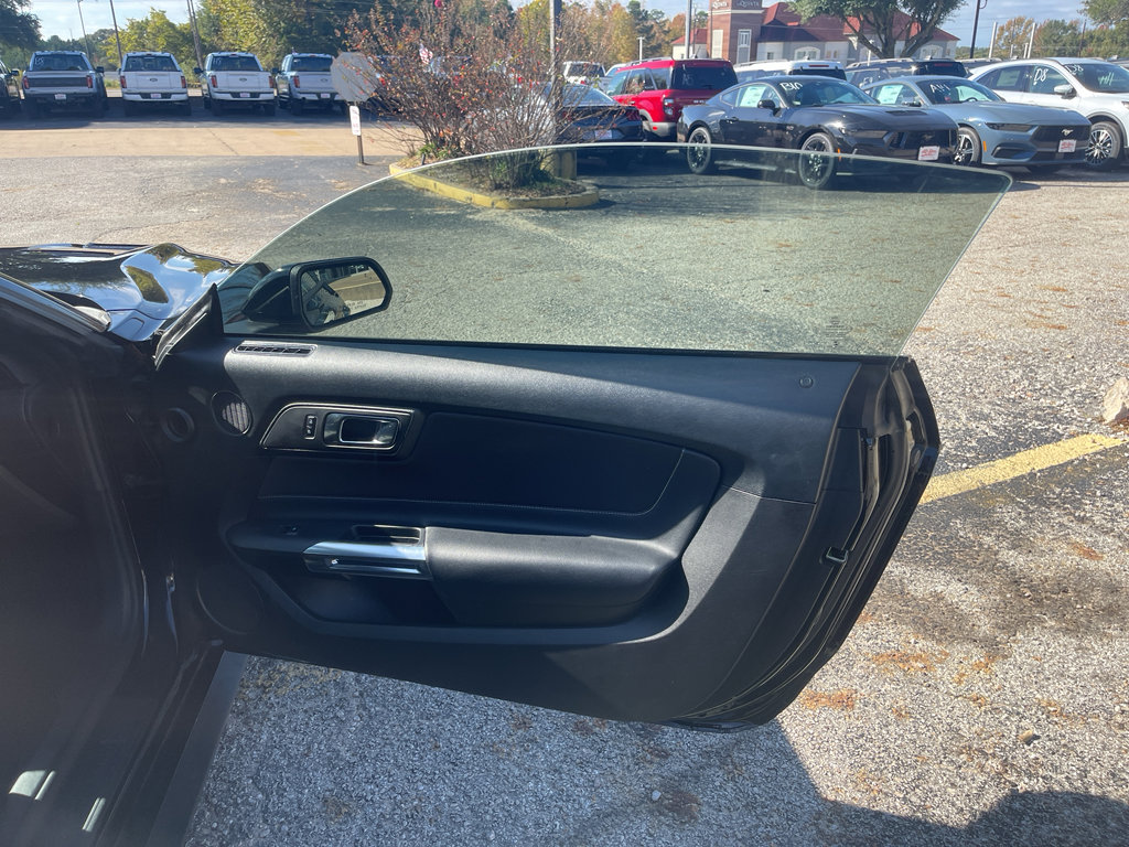 Used 2022 Ford Mustang EcoBoost w/ Equipment Group 101A image 25