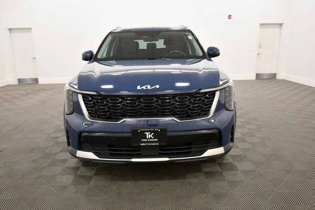 Certified 2024 Kia Sorento S AWD/4WD image 11