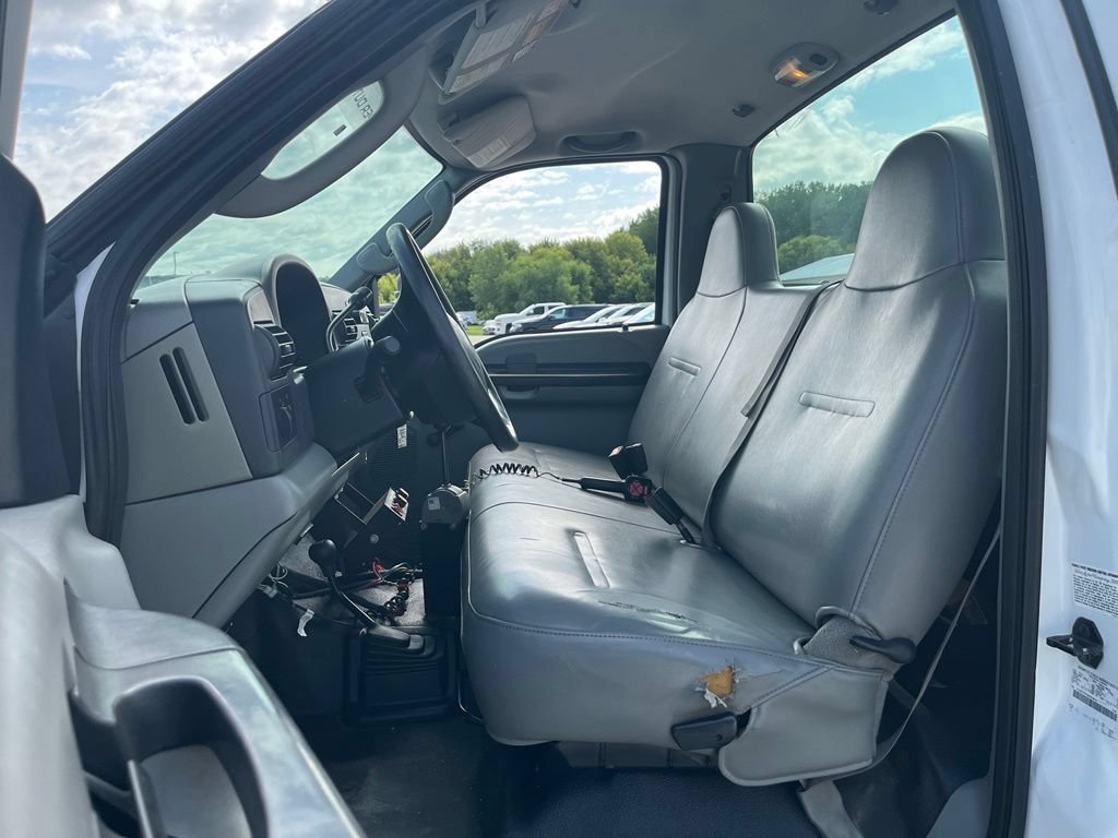 Used 2006 Ford F350 XL AWD/4WD image 15