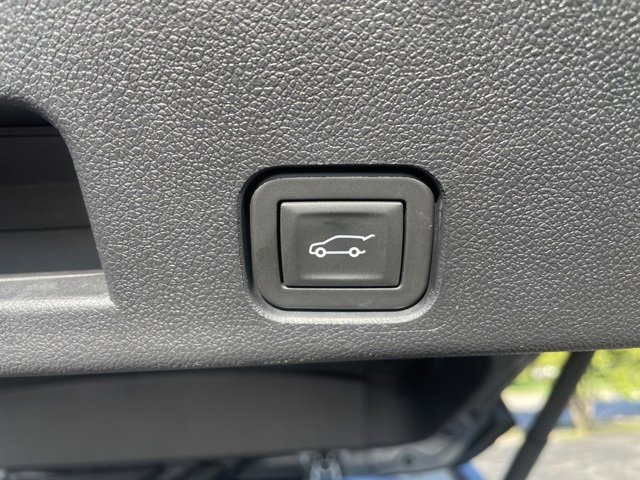 Used 2025 GMC Acadia Elevation image 37