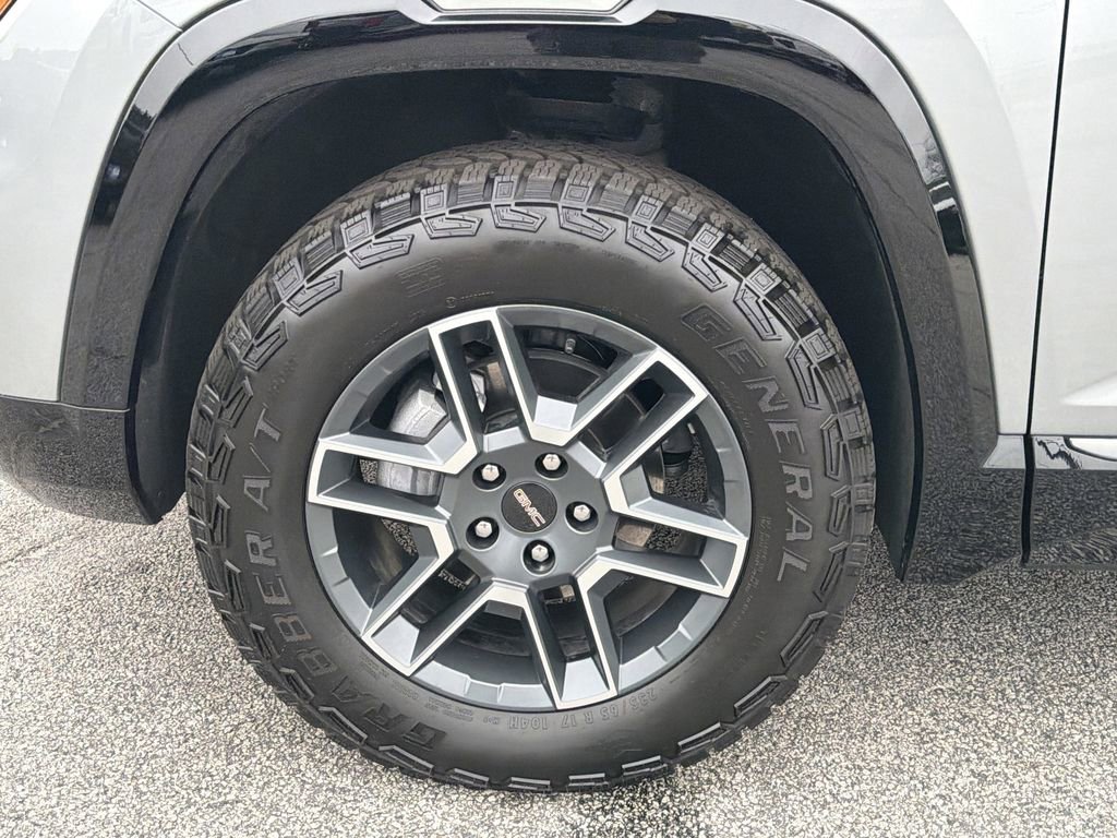 Used 2026 GMC Terrain AT4 image 30